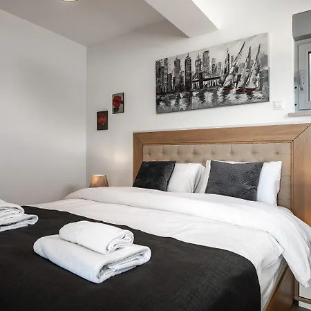 Luxusapartment Mit Meerblick Nur 50 Meter Zum Yachthafen, 300 Meter Zum Apartamento *