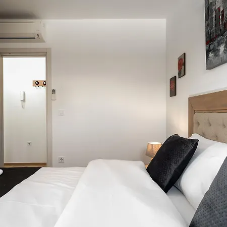 Luxusapartment Mit Meerblick Nur 50 Meter Zum Yachthafen, 300 Meter Zum Apartmán