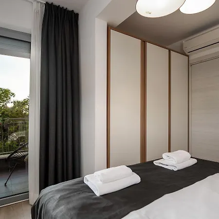 Luxusapartment Mit Meerblick Nur 50 Meter Zum Yachthafen, 300 Meter Zum Apartmán Vrsar