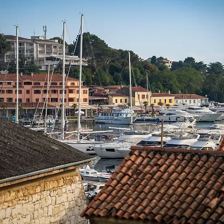 Luxusapartment Mit Meerblick Nur 50 Meter Zum Yachthafen, 300 Meter Zum Vrsar