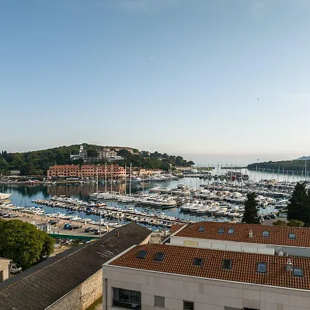 Apartmán Luxusapartment Mit Meerblick Nur 50 Meter Zum Yachthafen, 300 Meter Zum *